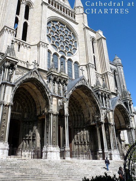 138-12-04-26-004-b-Chartres.jpg